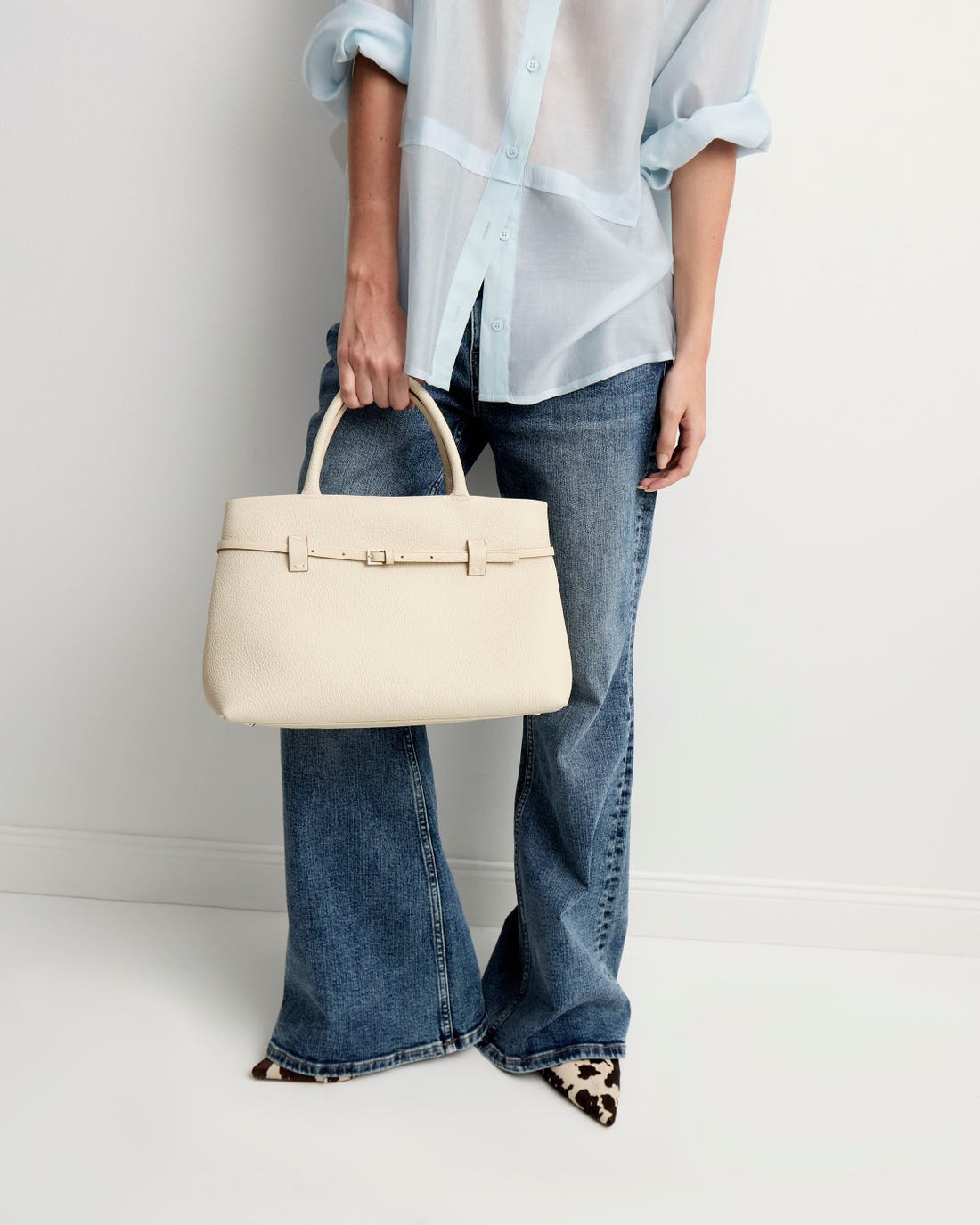 Cartera de mano Bay en cuero graneado