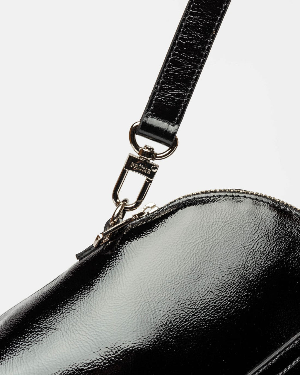 Saltar al comienzo de la galería de imágenes Cartera de mano Bonnie en charol