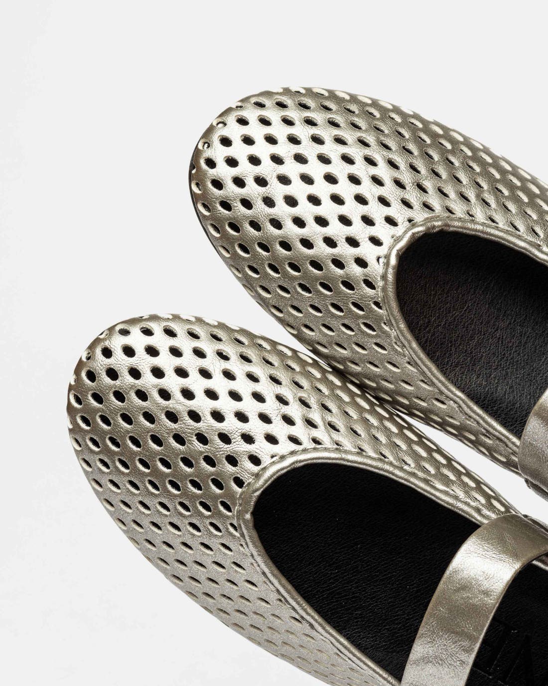 Ballerina Rouge en efecto cuero