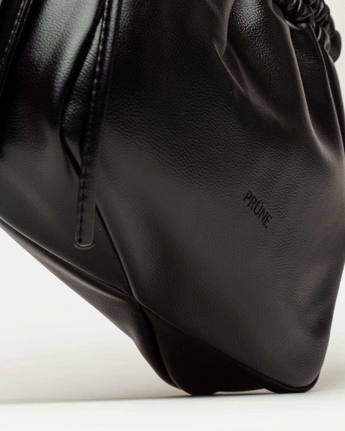 Bandolera Marine en efecto cuero